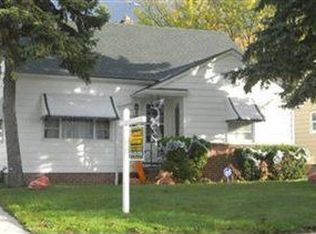 20723 Applegate Rd, Maple Heights, OH 44137