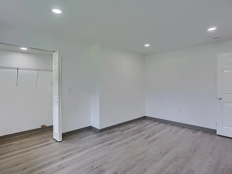 124 Kathleen Dr #4 — Photo 26