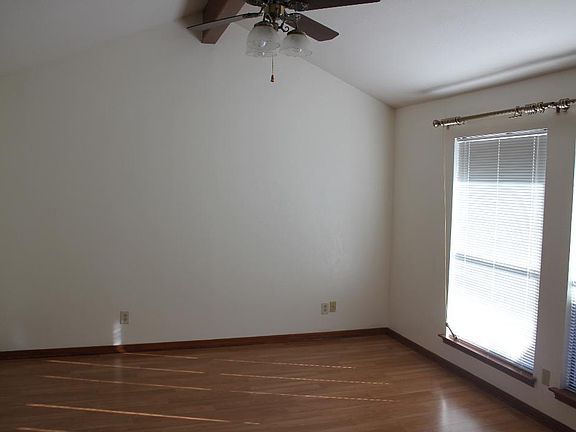5th image of 4617 Trail West Dr