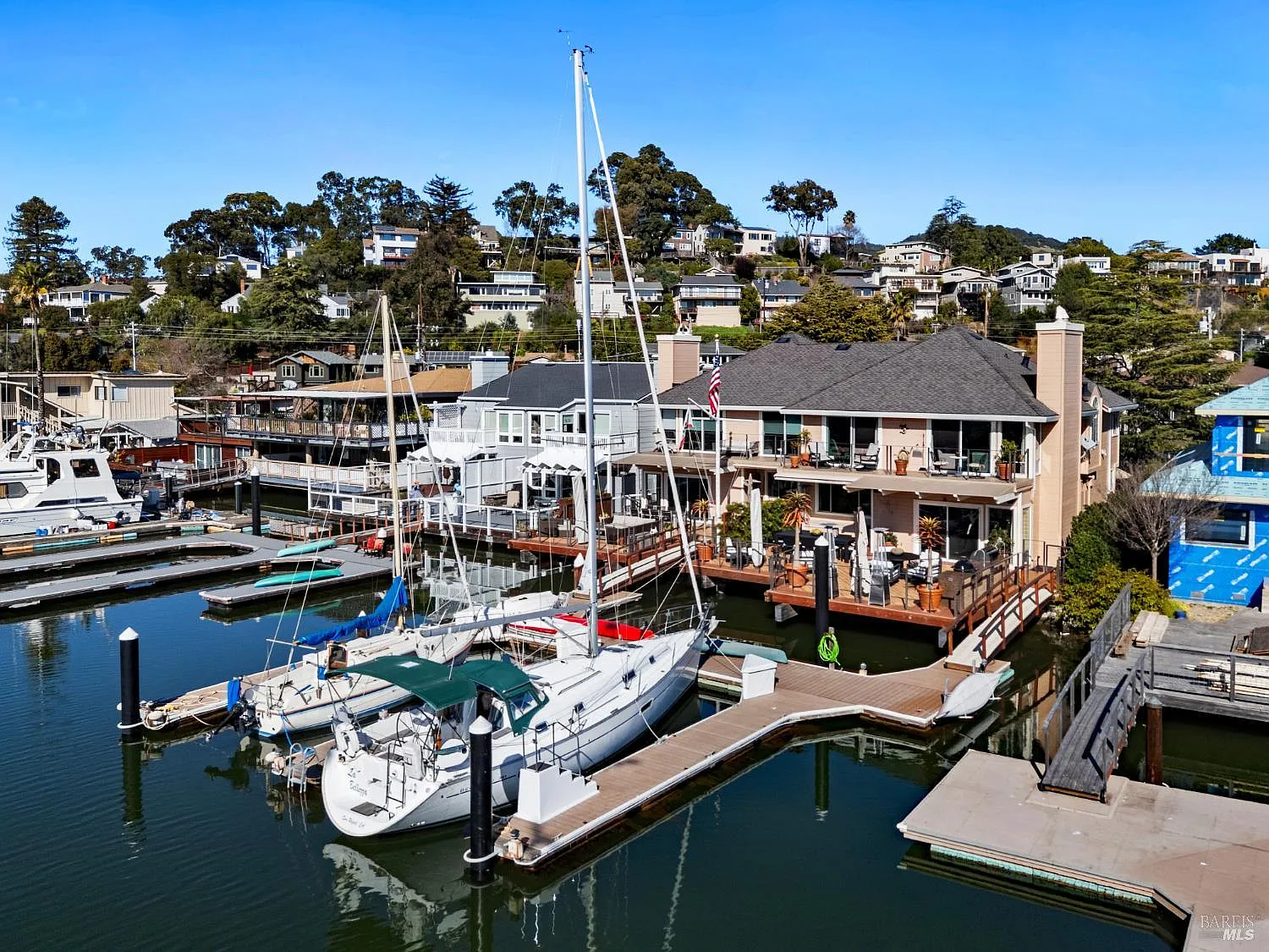 26 Mooring Road photo 1