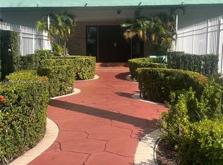 1825 W 44th Pl APT 309, Hialeah, FL 33012