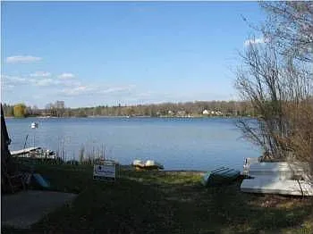 13171 Hill Top Dr NE photo 1