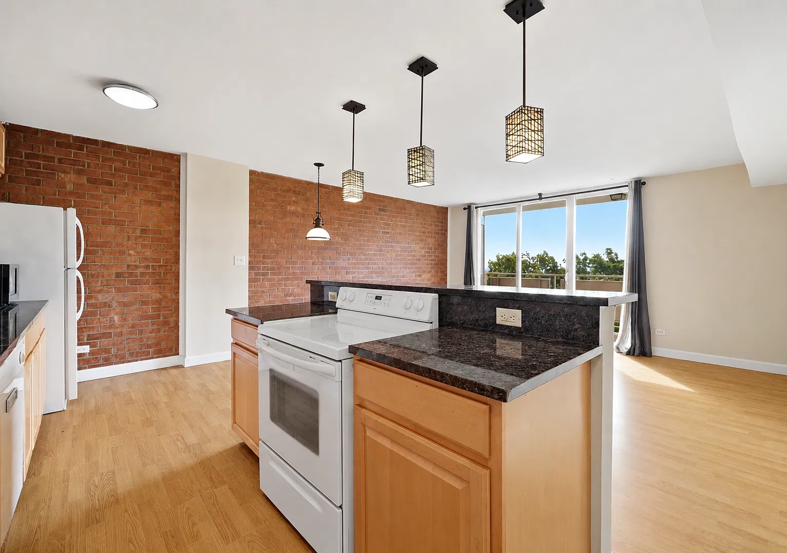 1800 Jefferson Park Avenue #912 **Move-In Special — Photo 2