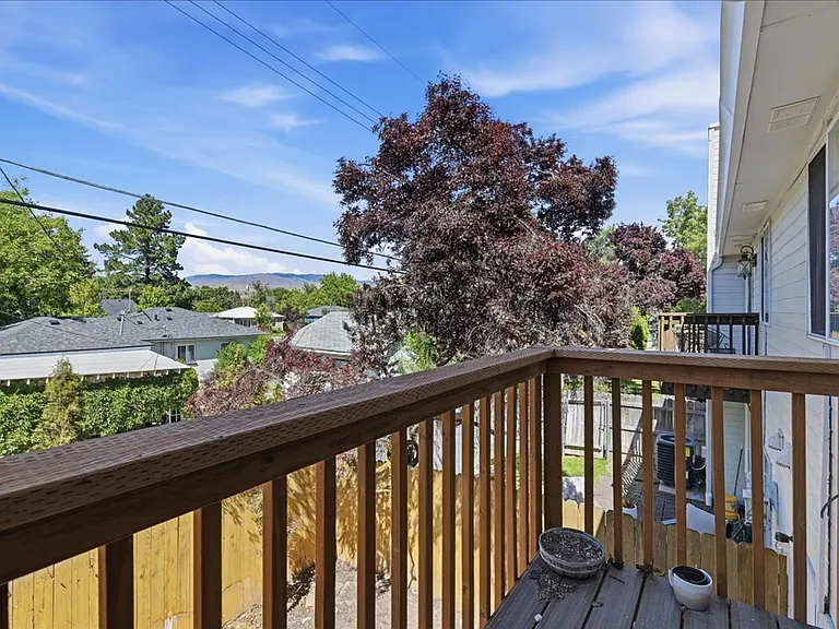 186 E Elwood Ln — Photo 23