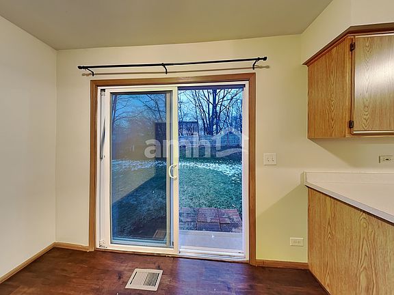 4th image of 1404 Keele Dr