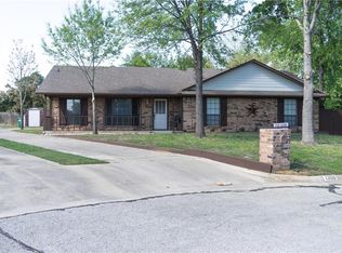 1209 Olmos Creek Pl, Denton, TX 76205