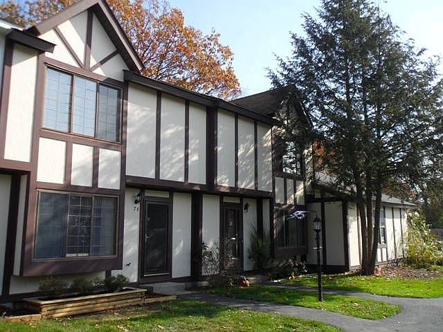 1st image of 78 Sunny Brook Cir