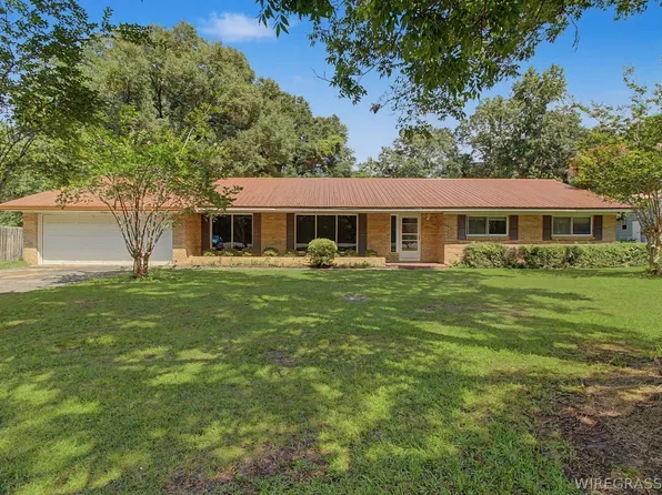 3095 Andrews Ave, Ozark, AL 36360
