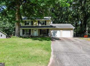 3129 N Woods Trl, Douglasville, GA 30135