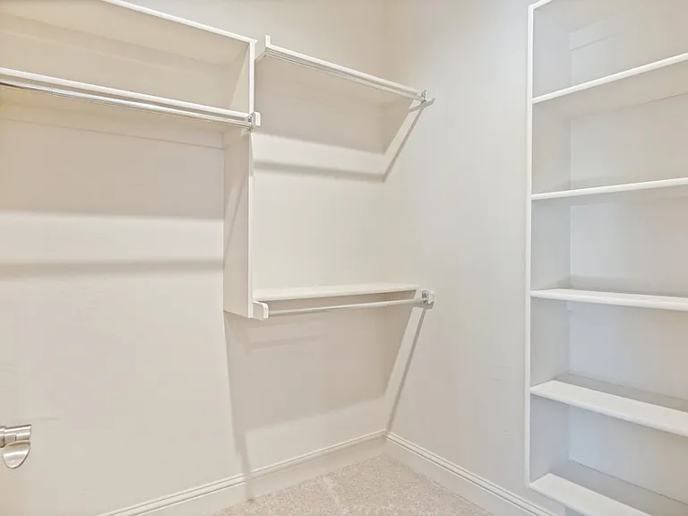 10004 Glover River Dr — Photo 26
