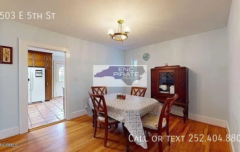 2503 E 5th St — Photo 19