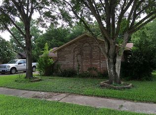 5401 Cunningham Dr, Pearland, TX 77581