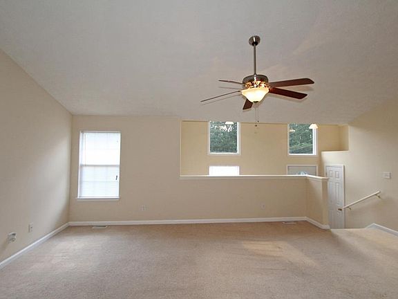 3rd image of 2749 Country Creek Way NW
