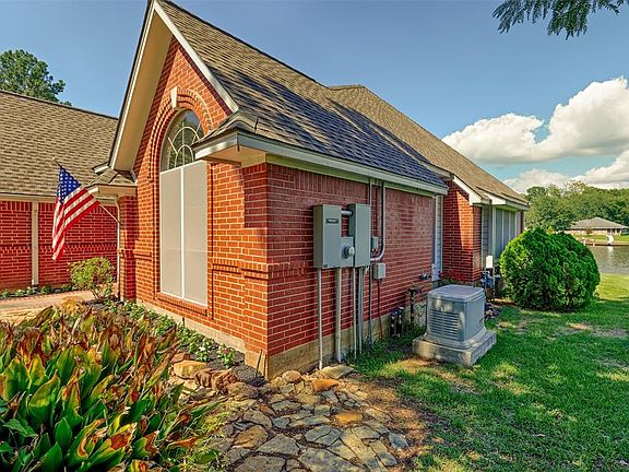 5th image of 6851 Kingston Cove Ln
