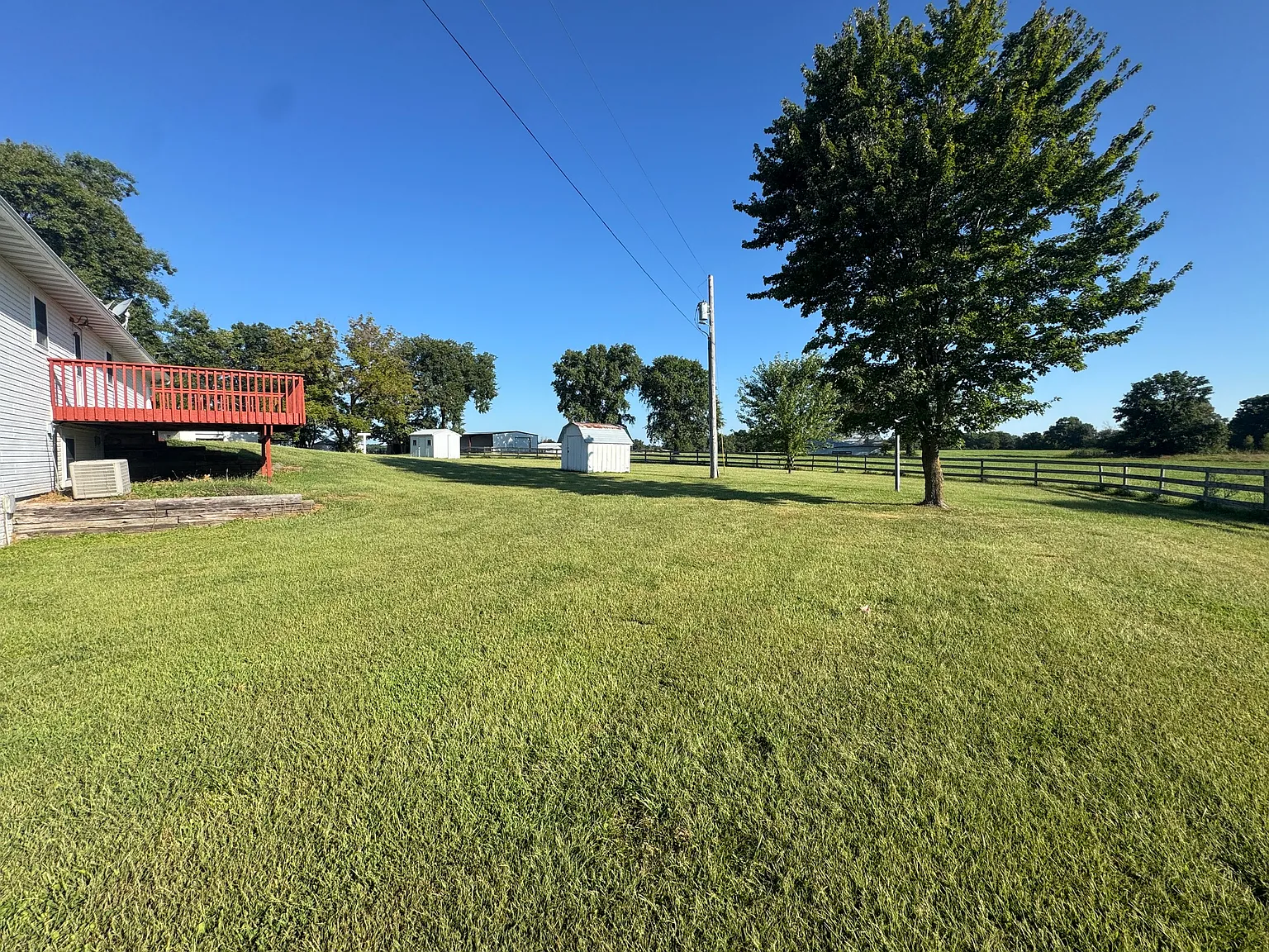 3 bed, 1900 sqft, $1,550 — Photo 3