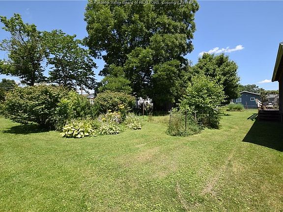 2nd image of 123 1st Ave