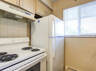 Country Club Apartments, Oregon, OH 43616