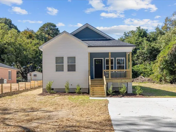 2133 Wiggins St, Burlington, NC 27215