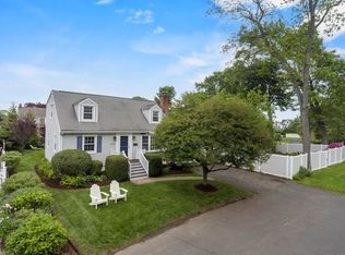 115 Dwight St, Fairfield, CT 06824