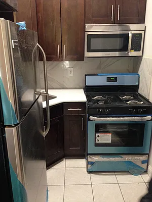 Rented by Elite NY Holdings | media 42