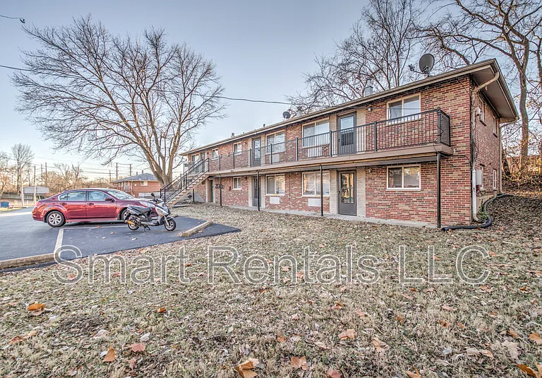 471 S Holmes Ave #B — Photo 10