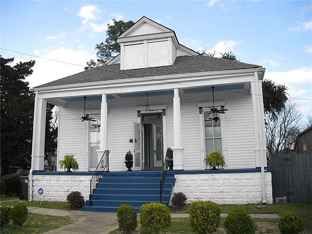 1st image of 2519 N Roman St