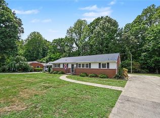 525 N Carr St, Mebane, NC 27302
