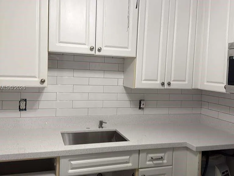 2 Coventry Ln #2-A — Photo 2