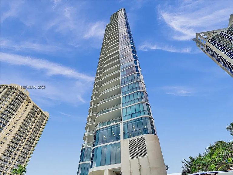 17475 Collins Ave #503 — Photo 54