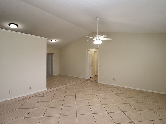5th image of 528 Tradewinds Dr