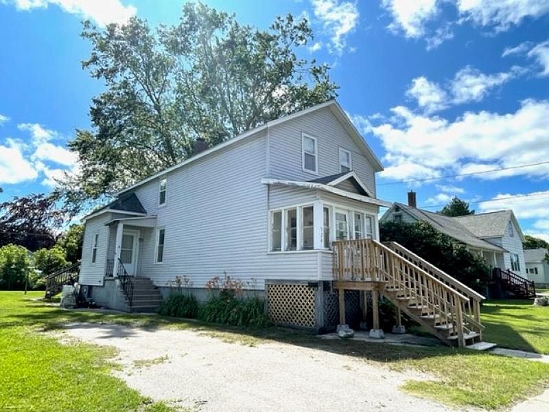 524 W Lake St, Alpena, MI 49707 Zillow
