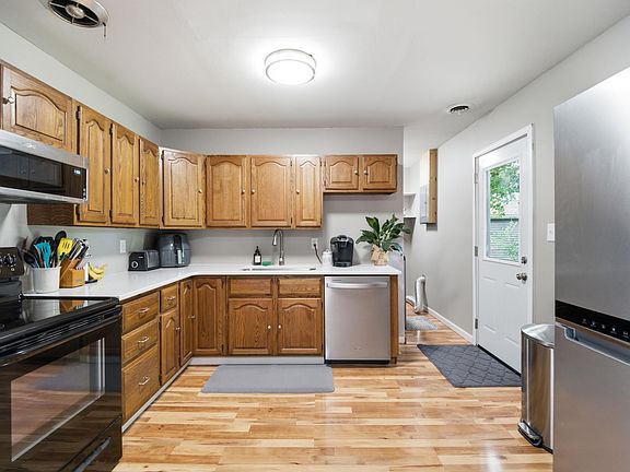 5th image of 2215 Melbourne Ct