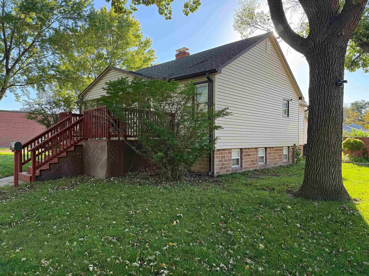 4 bed, 2476 sqft, $1,700 — Photo 3