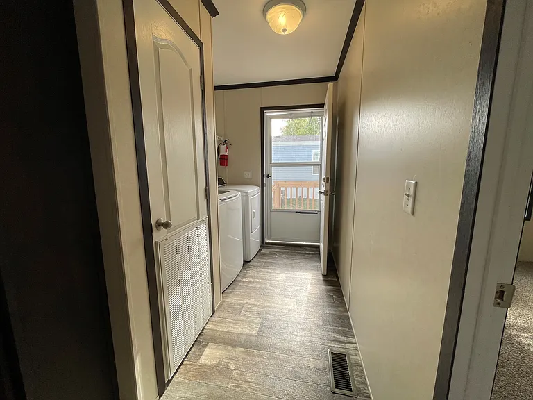 7416 Gillette Rd — Photo 11