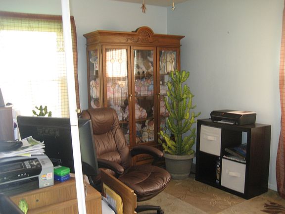 5th image of 7279 Saratoga Ave