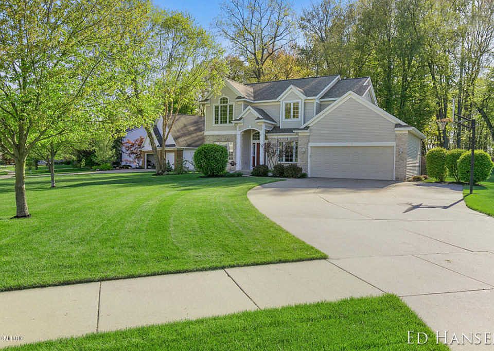 1st image of 6294 Miramonte Dr NE