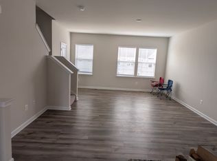 1322 Cedar Valley Rd, Ranson, WV 25438