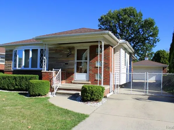 1426 Keppen Blvd, Lincoln Park, MI 48146