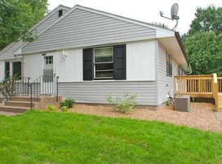 5075 Sunnyside Rd, Mounds View, MN 55112