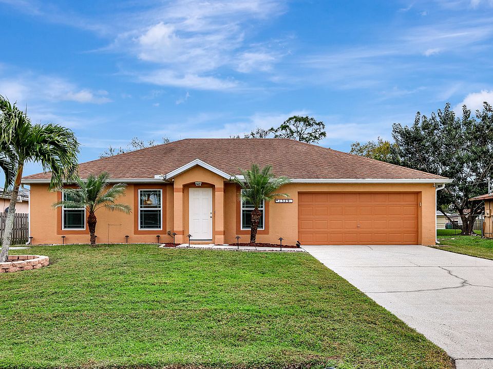 1st image of 1329 SW Hibiscus Street