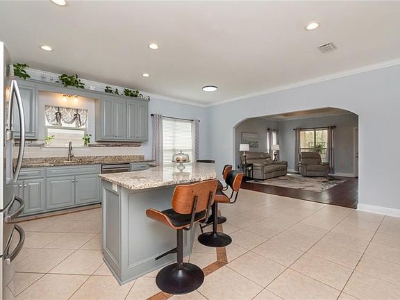 4th image of 6352 McDonald Rd