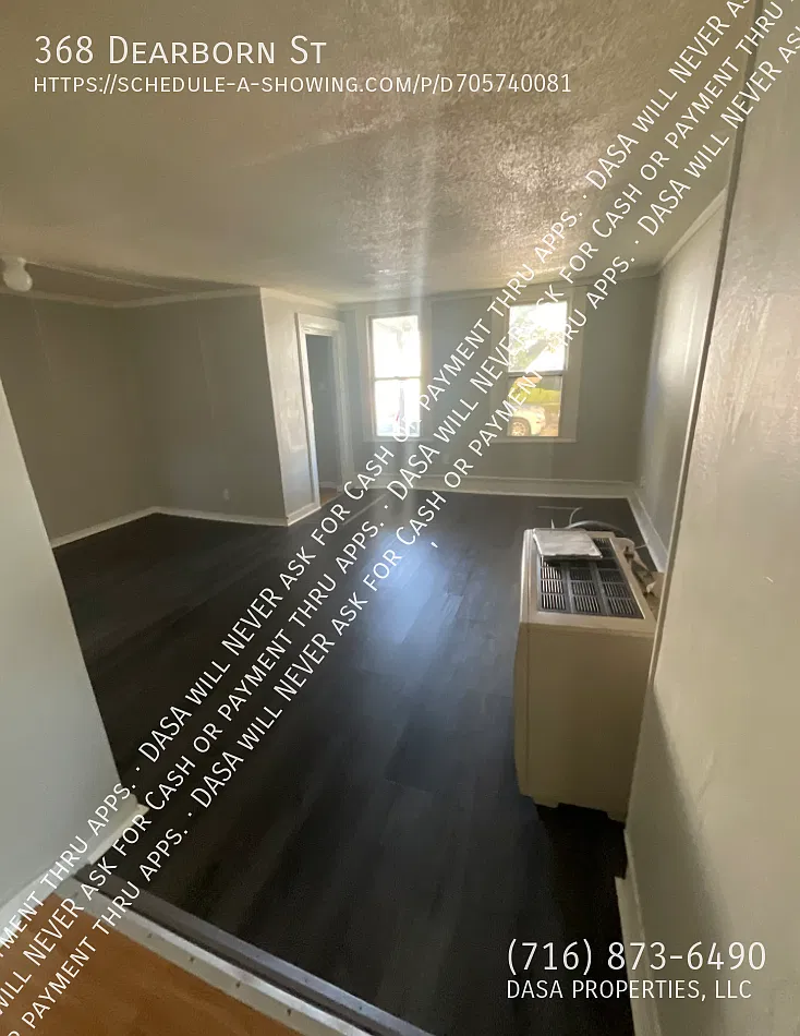 368 Dearborn - 3 Bed / 1 Bath — Photo 3
