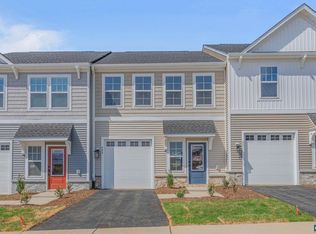 205 Sunbird Ln, Waynesboro, VA 22980