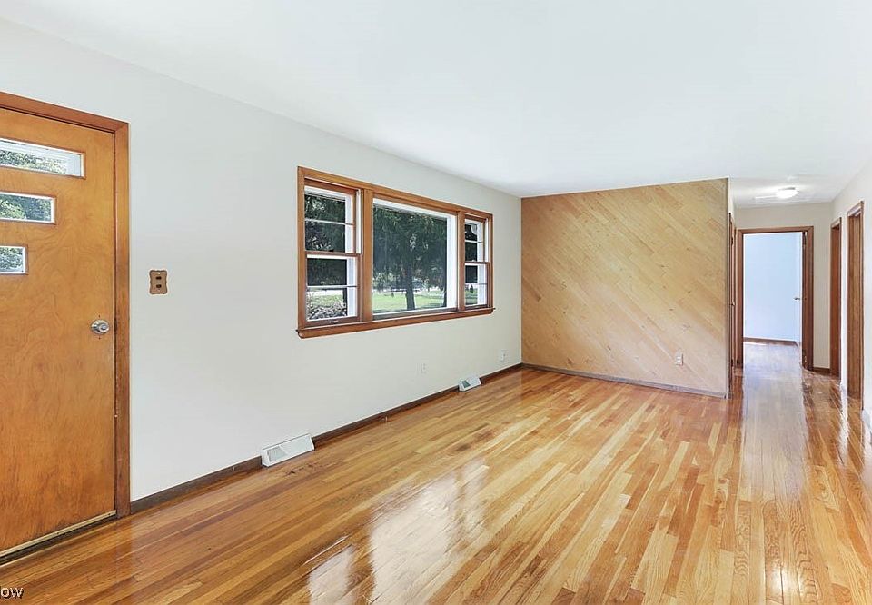 7090 Liberty Rd, Solon, OH 44139 Zillow