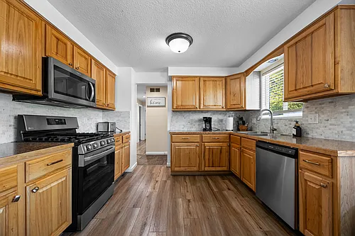 2010 S Curtis Cir Photo 1 2010 S Curtis Cir Photo 1