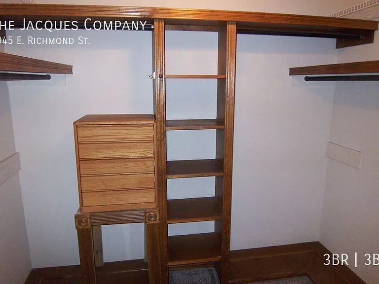 2045 E Richmond St — Photo 7