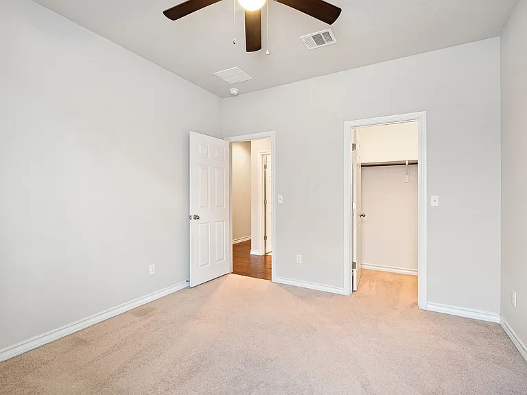 17717 Silent Harbor Loop — Photo 15