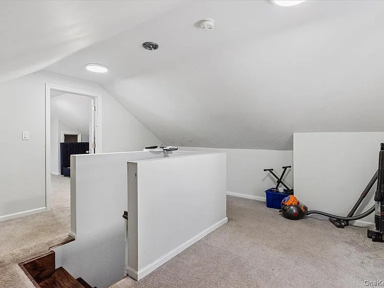 369 Island Ave — Photo 15