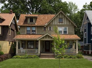 1535 Mars Ave, Lakewood, OH