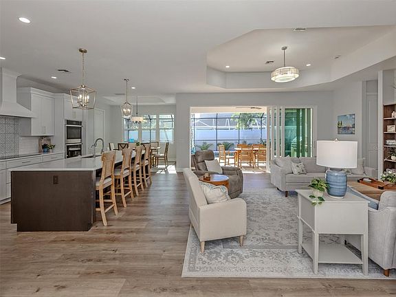 4th image of 851 Linden Rd